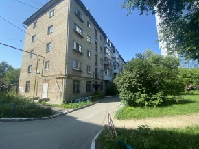 ул. Челюскинцев,110-а в Ревде - revda.yutvil.ru - фото 15
